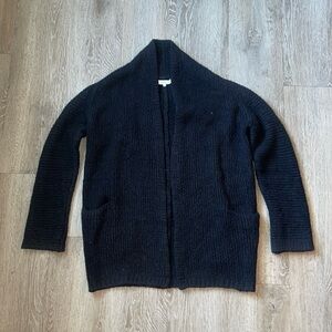 Vince extra fine merino Wool Cardigan with pockets size xs in black